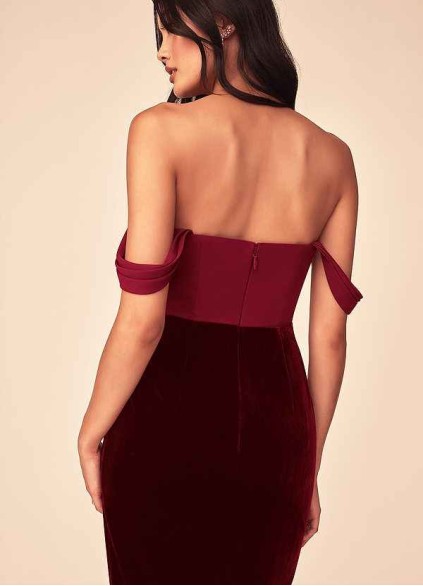 Earizer Nori Velvet Dress